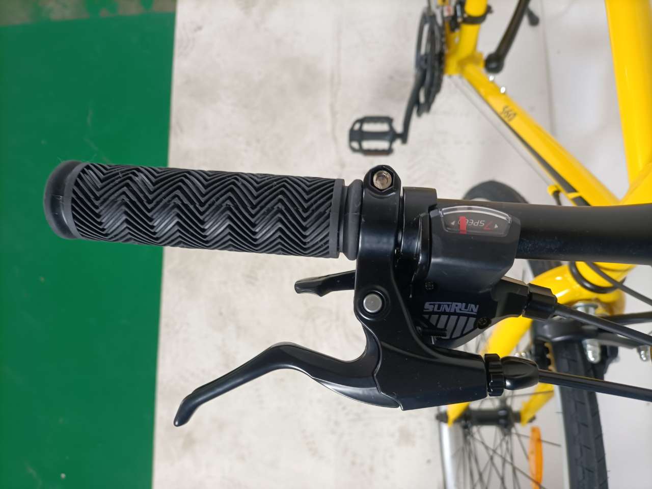 Road Bike 560, 700C X 28C, 21 Speed
