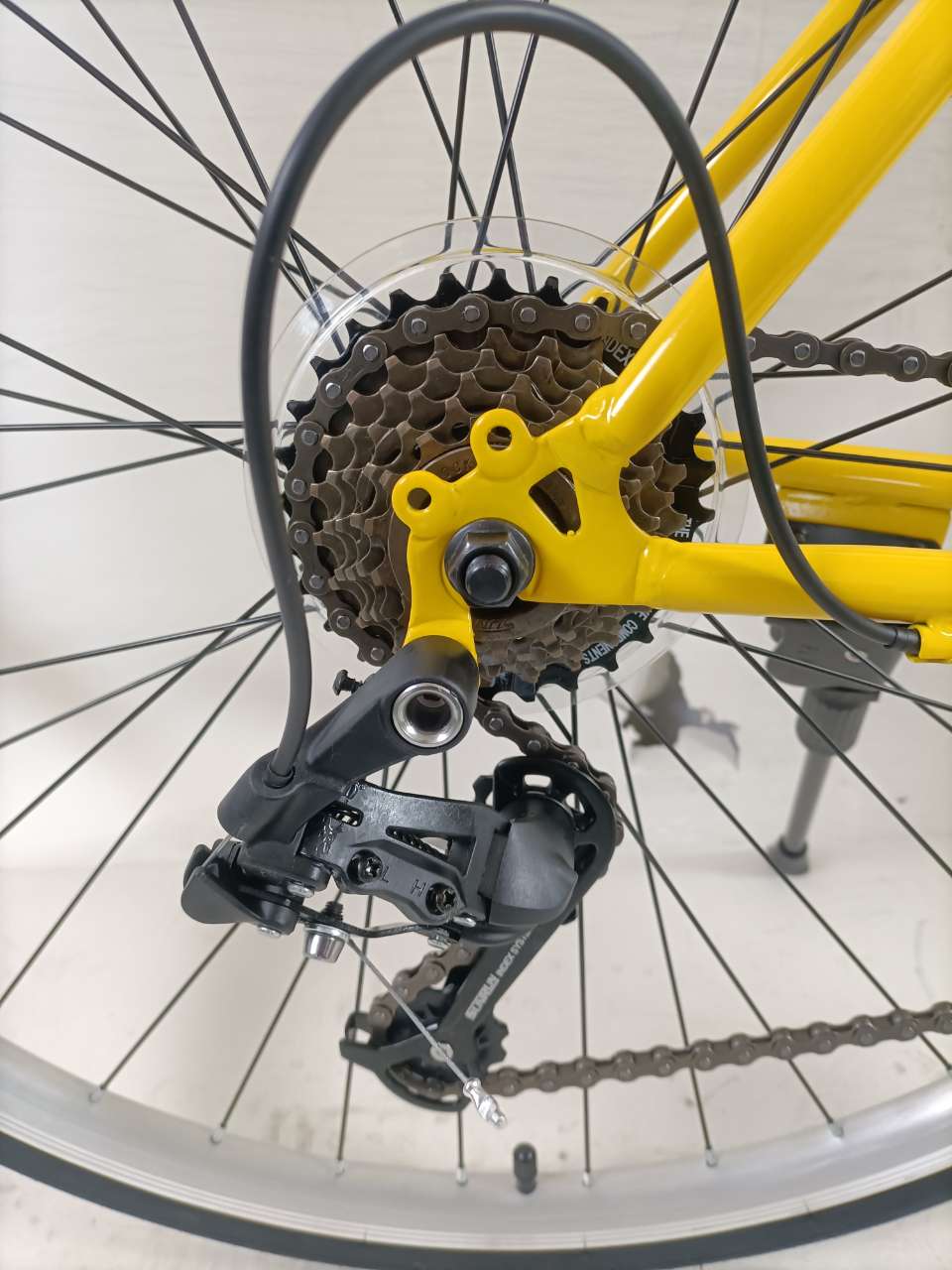 Road Bike 560, 700C X 28C, 21 Speed