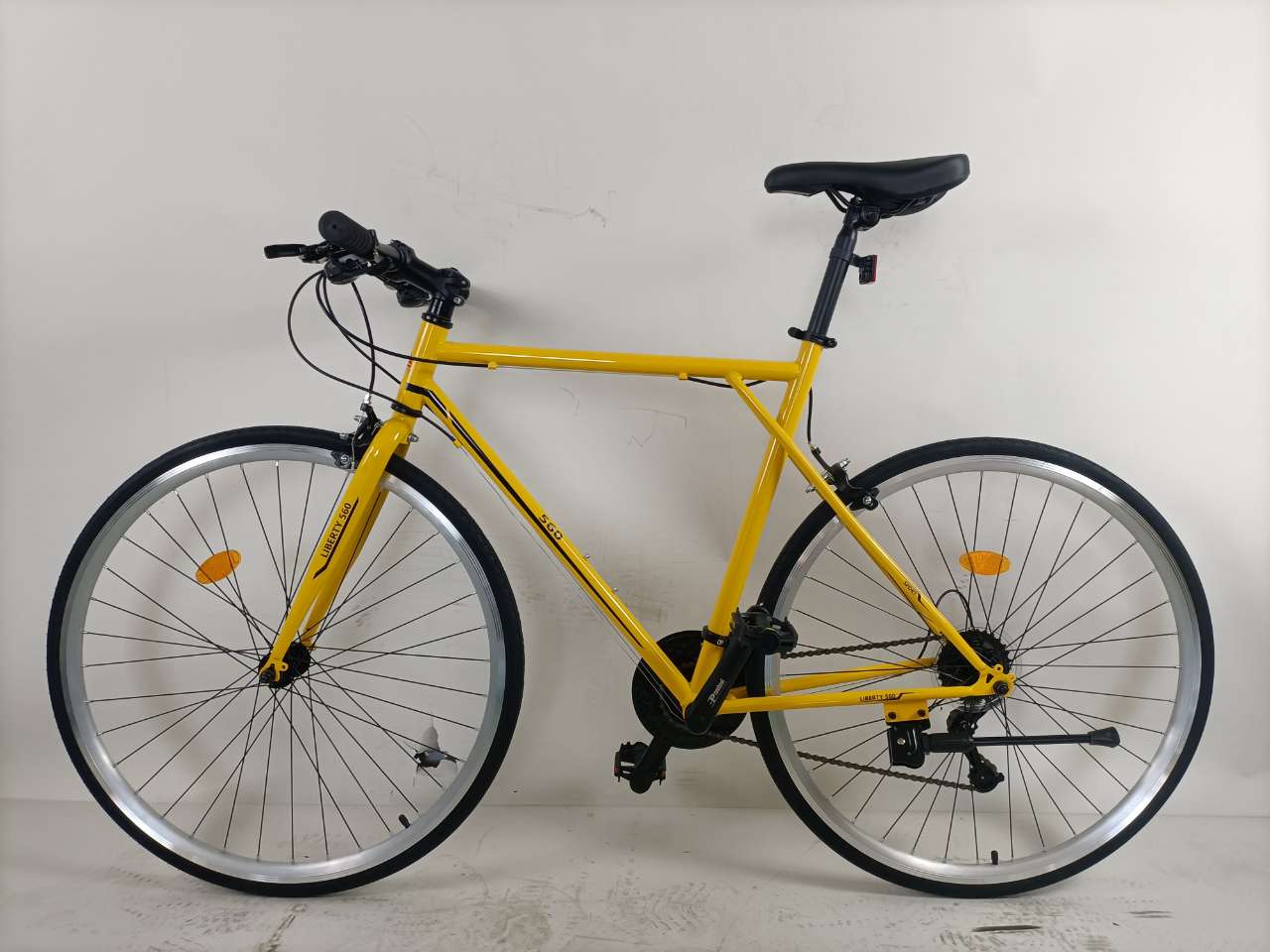 Road Bike 560, 700C X 28C, 21 Speed