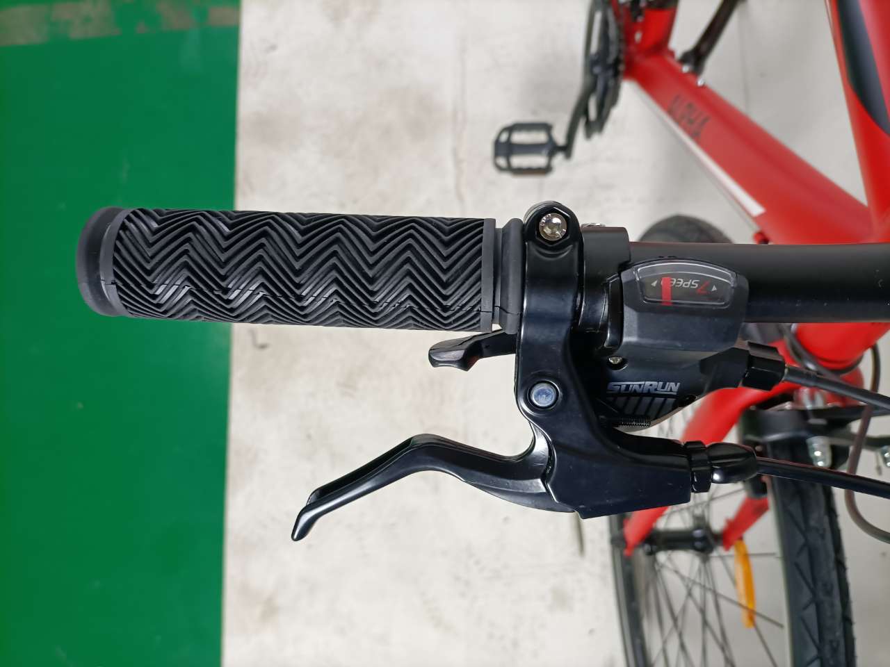 Alpha 700 x 35C, 21 Speed, Steel Rs 10,200.00
