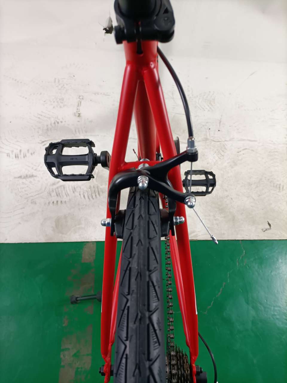 Alpha 700 x 35C, 21 Speed, Steel Rs 10,200.00