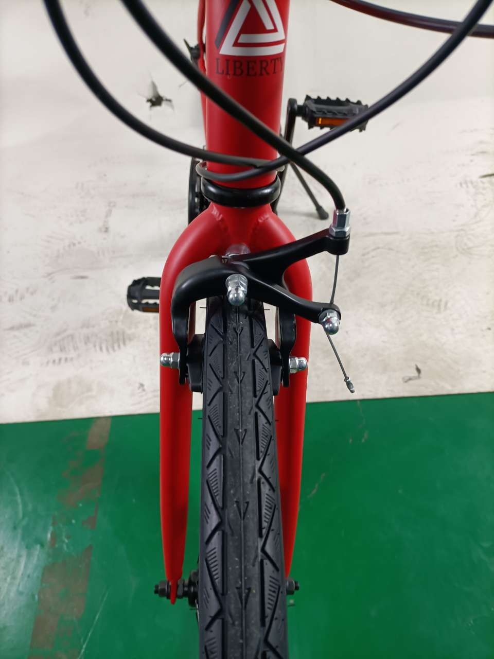 Alpha 700 x 35C, 21 Speed, Steel Rs 10,200.00