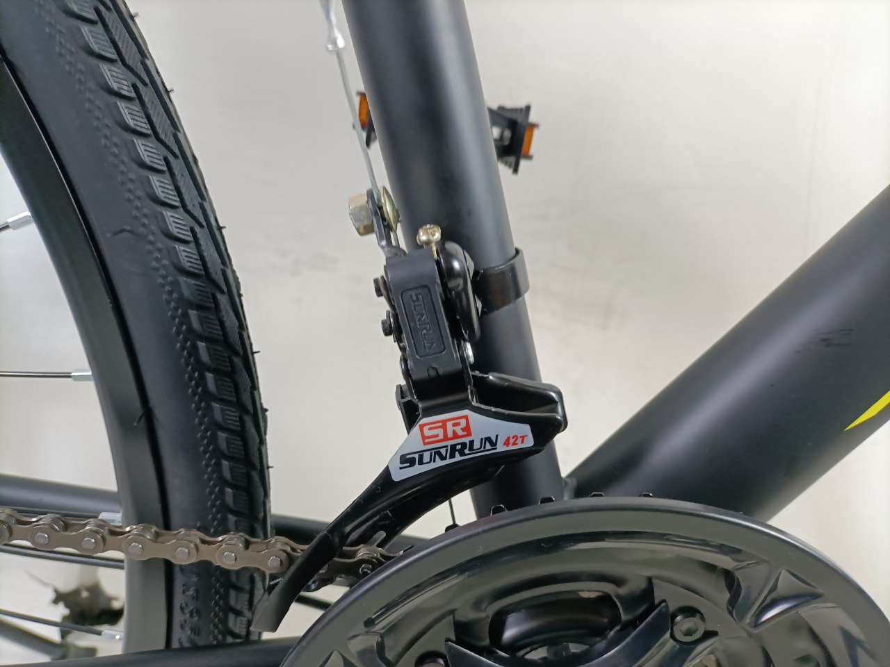 Caliber 21 Speed ,700C X 35C
