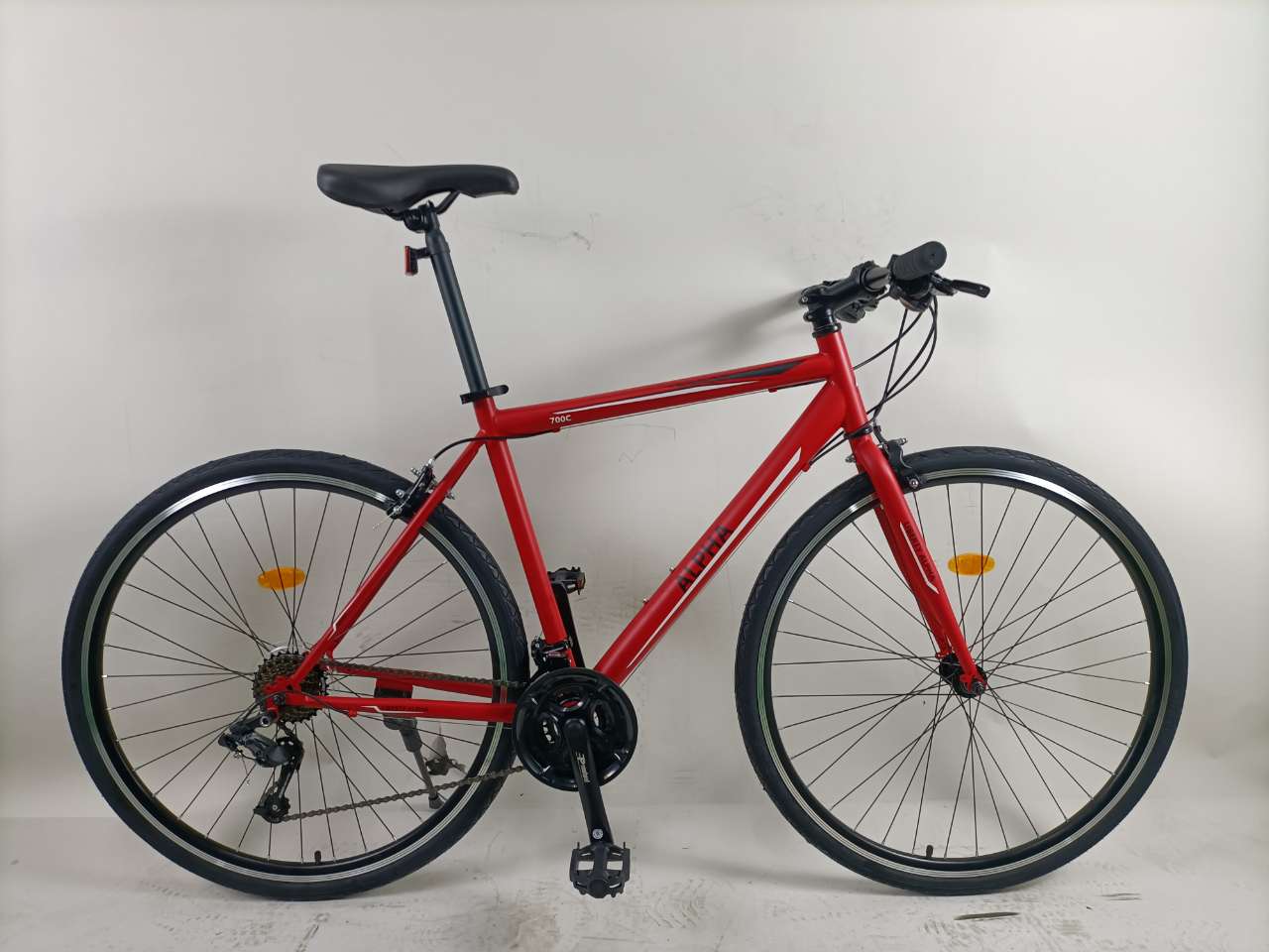 Alpha 700 x 35C, 21 Speed, Steel Rs 10,200.00